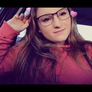 Meet your Posher, Erica